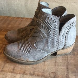 Cowgirl booties — great for fall!